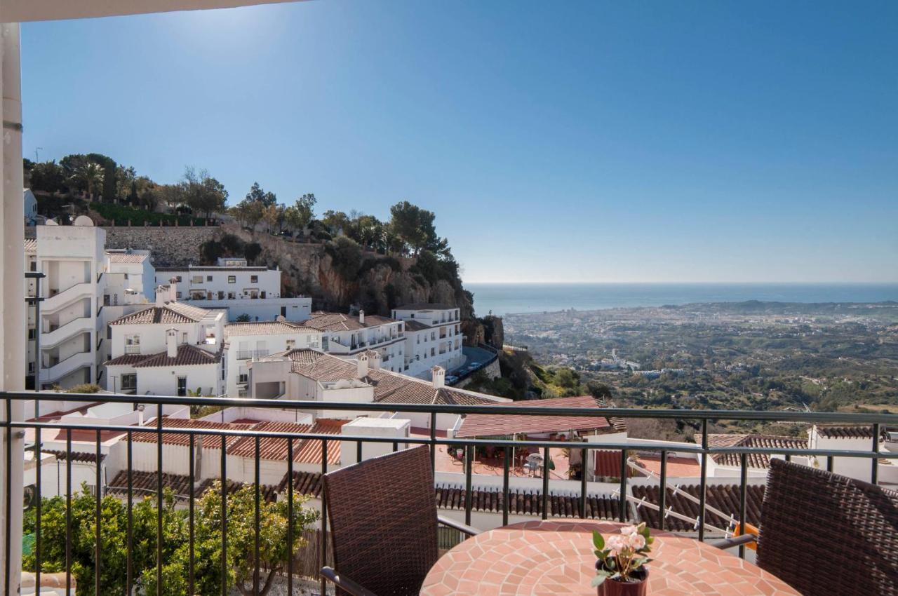 Apartment Vista De Pajaro Михас Екстериор снимка